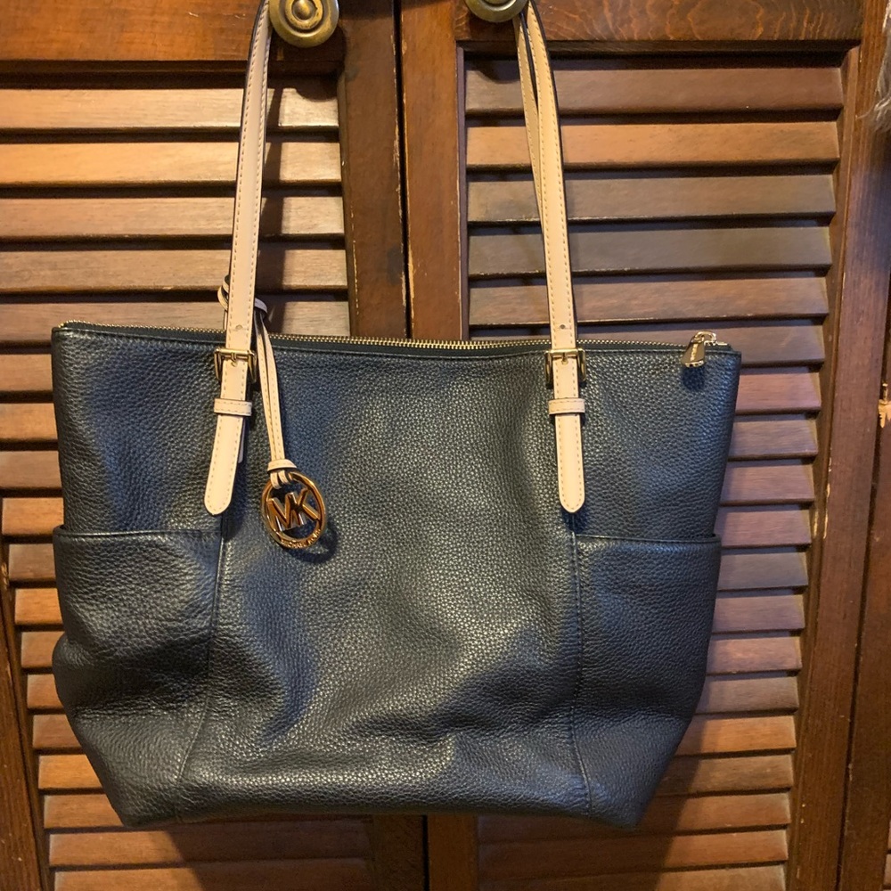 MK Shoulder Bag